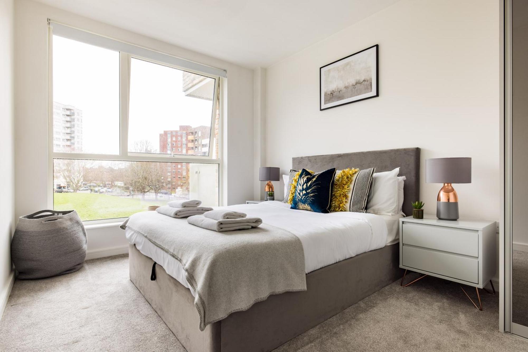 The Acton Luxury Apartment London Ngoại thất bức ảnh